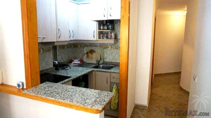 This apartment to renovate is only 200m from the beach. You.. - 3