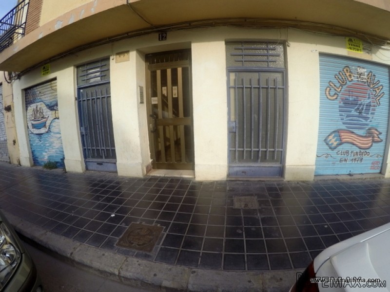 Fantastic business place for sale in a..