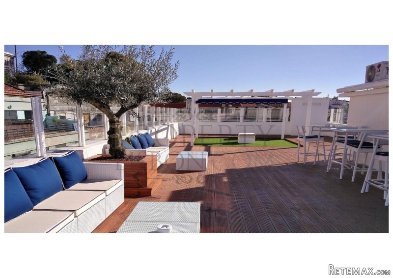 2 Apartments now 9 suite guest house..
