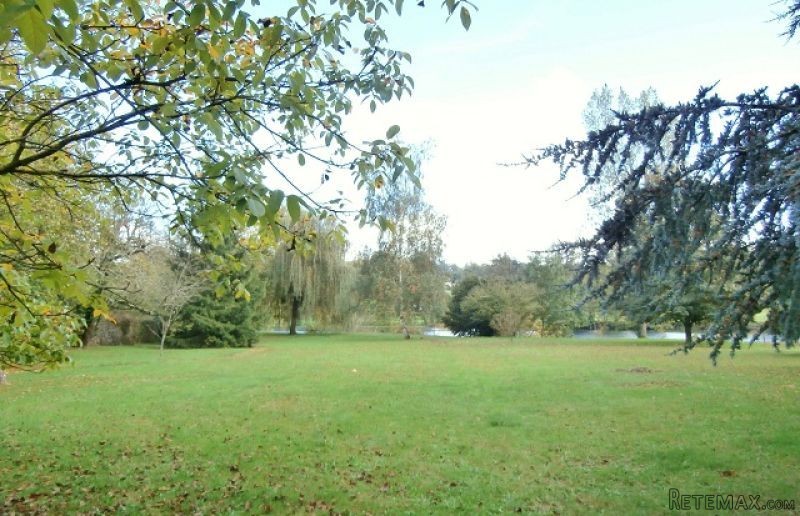 V3781al Impressive Manor House grounds.. - 2