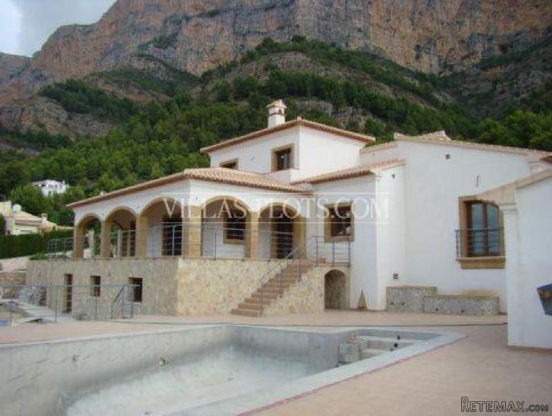 7 Bedroom Villa In Javea