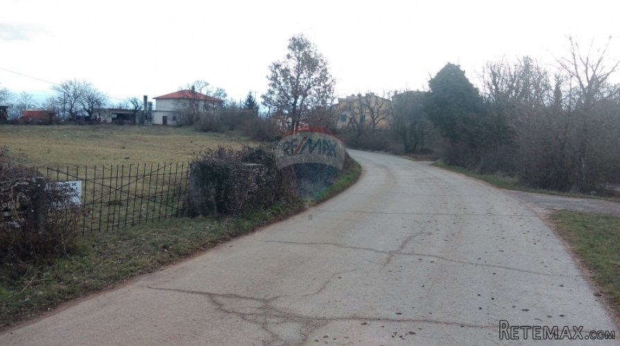 Građevinsko zemljište u središnjoj Istri - 5