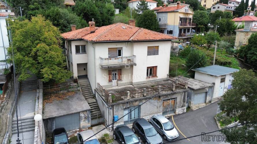BULEVARD, samostojeća kuća s okućnicom i pogledom na more