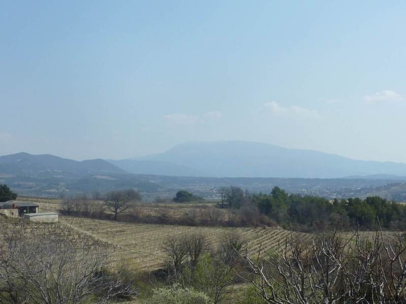 3 Bed Villa To Modernise With Garden..