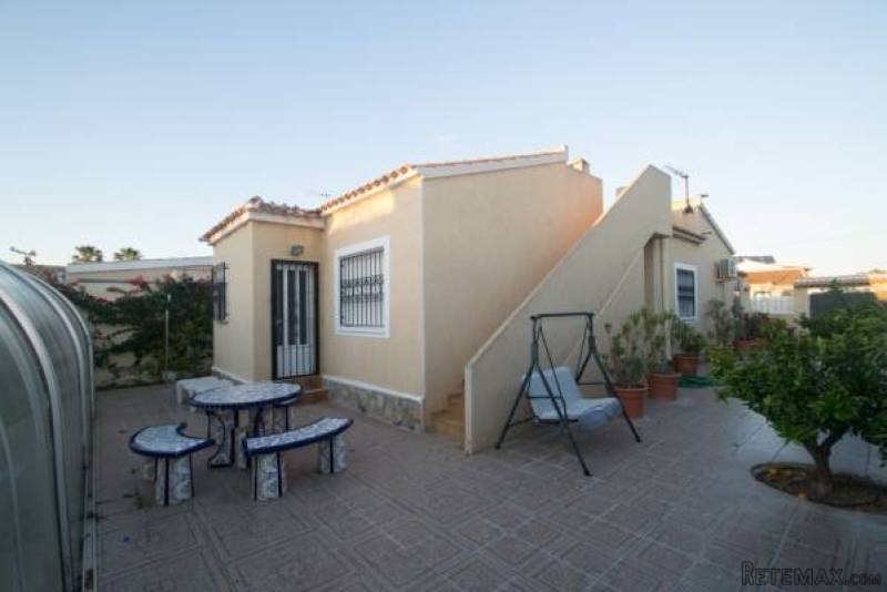 3 Bedroom 2 Bathroom Villa In.. - 2