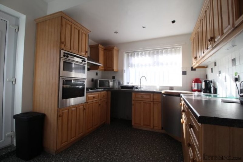 3 bedroom, Semi-detached House house.. - 2