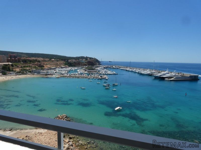 Apartment 1st Line Port Adriano Beach