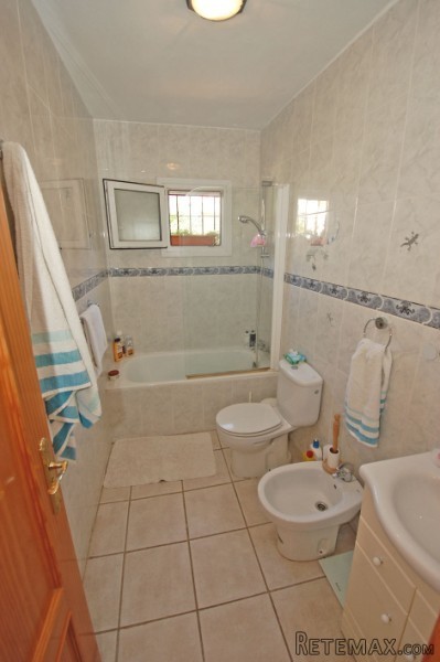 Nice semi detached villa with pool - 2
