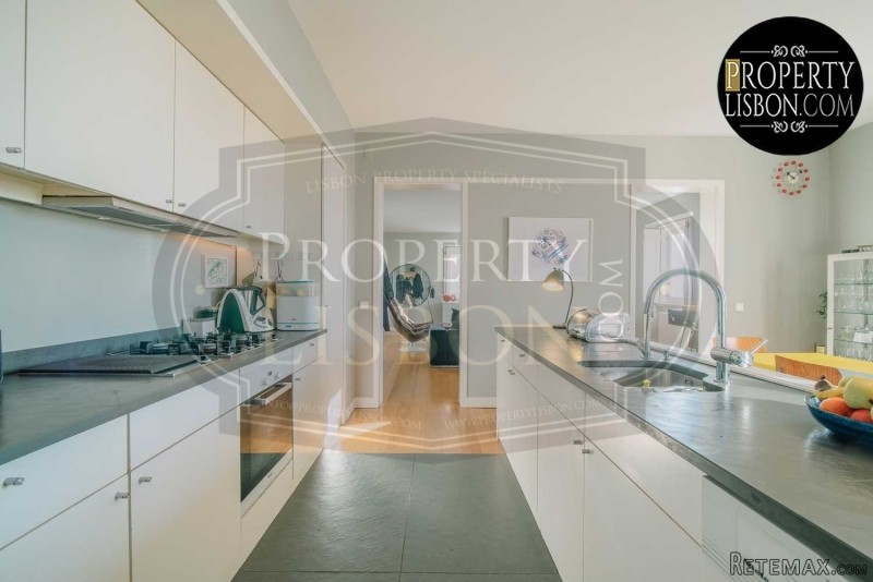 T4+1 Duplex Lisbon Apartment for sale.. - 2