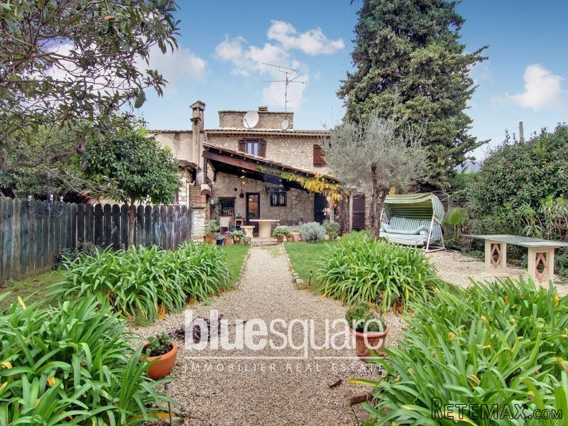 Ancient restored Farmhouse in Vence