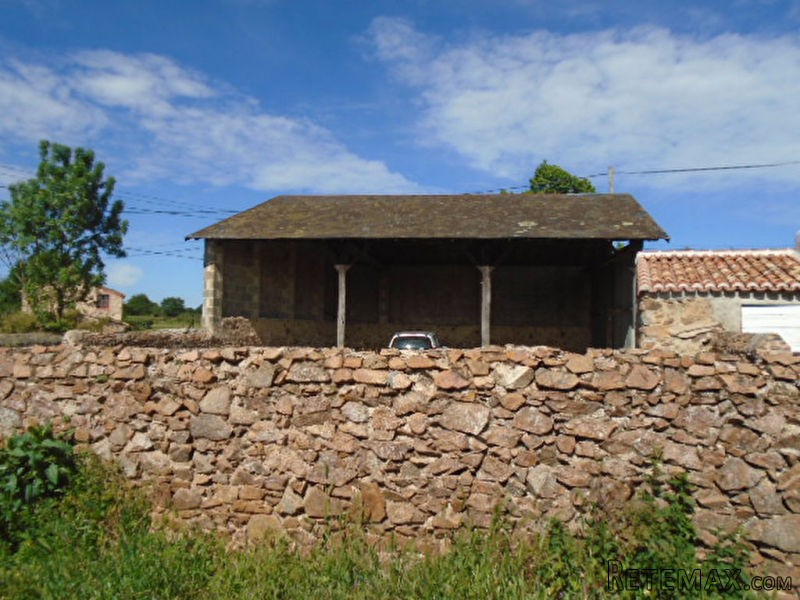 Country House with Several Outbuildings - 2