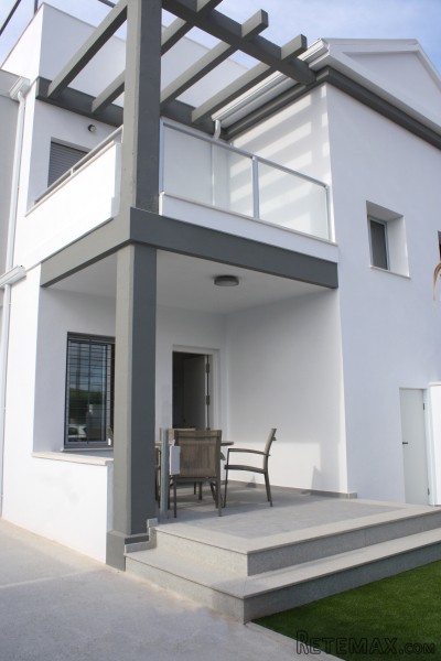 La Florida New Build 3 Beds 3 Baths..