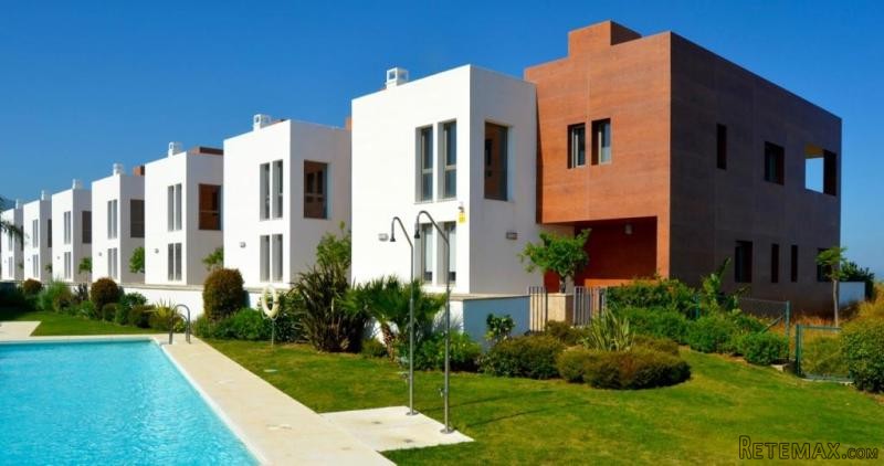 3 bedroom villa for sale - 2