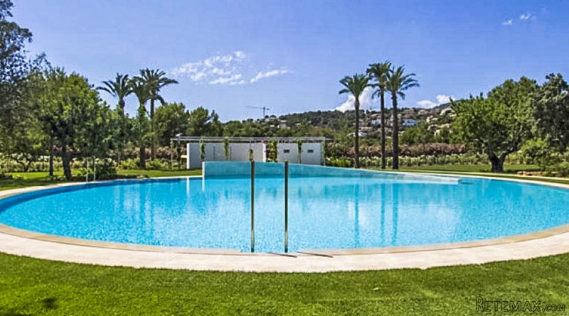 Exclusive three bedroom apartment, Old..