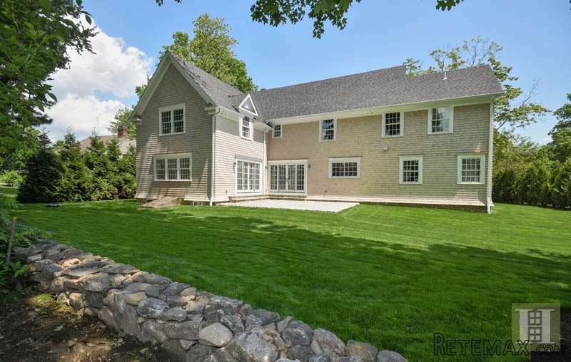 6 bedroom House For Sale: 3 SALT BOX.. - 2