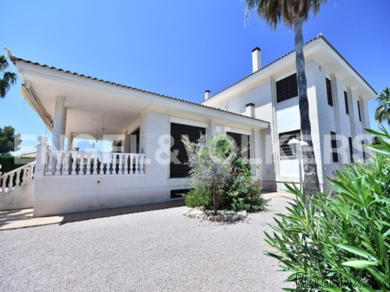 Impressive Grand Villa In Benidorm