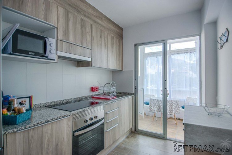 This renovated 2-bed apartment is located in the popular.. - 3