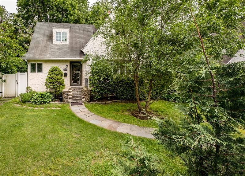 3 bedroom House For Sale: 136 Longvale.. - 2