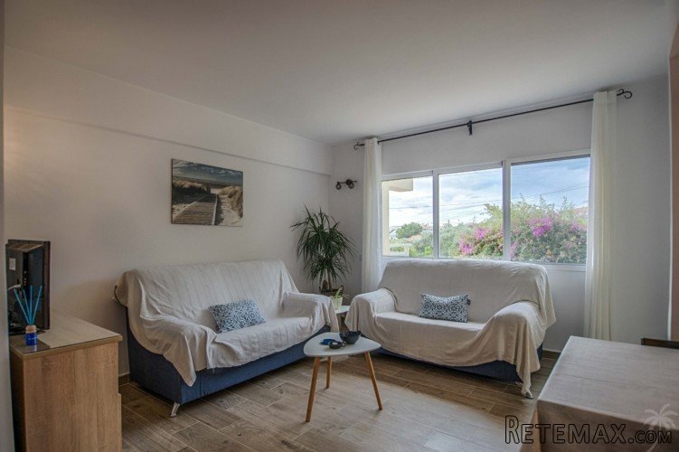 This renovated 2-bed apartment is located in the popular.. - 7