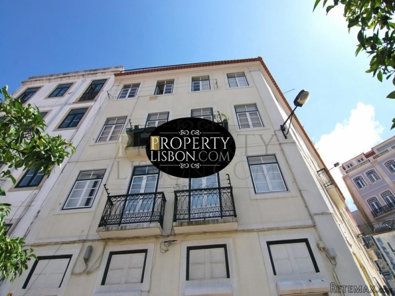 Charming T1 penthouse Lisbon Apartment.. - 2