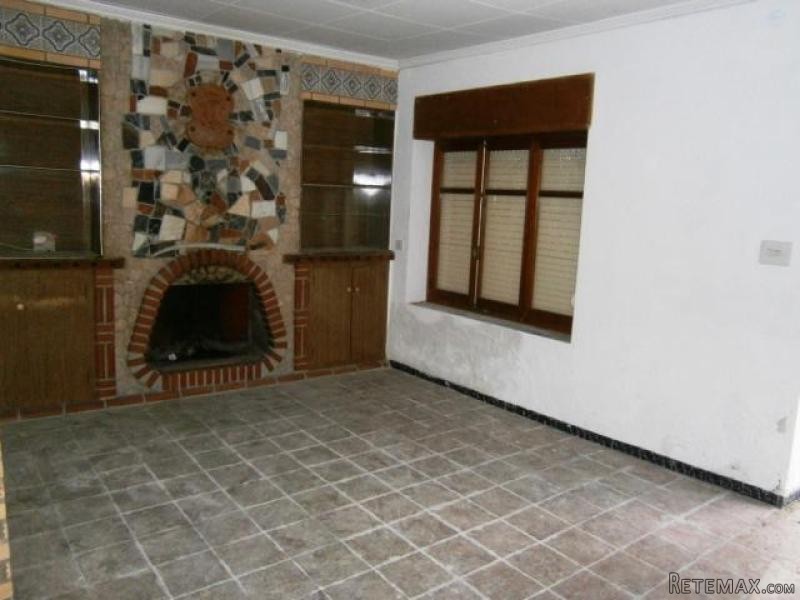 Large 5 Bedroom Country House For Sale.. - 2