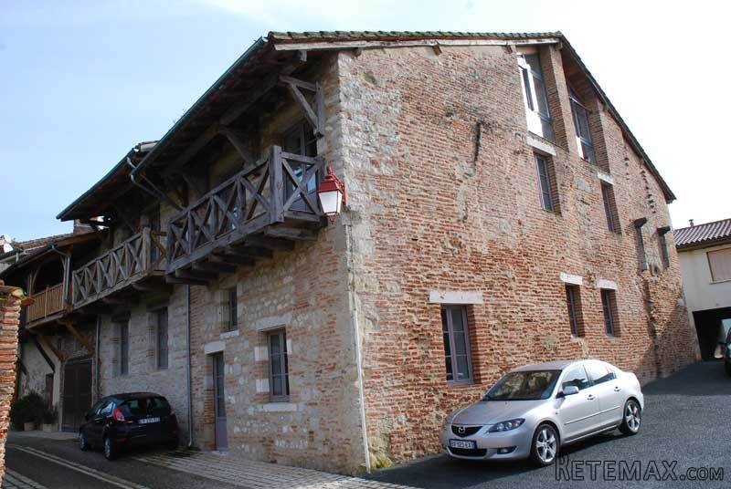 Loft Apartment In Lovely Old House With.. - 2
