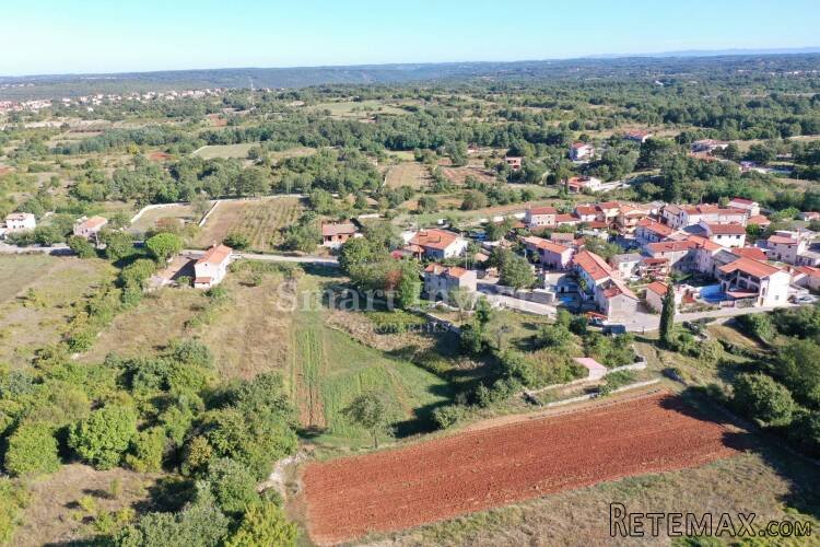 KANFANAR, starina na zemljištu od 6166 m2
