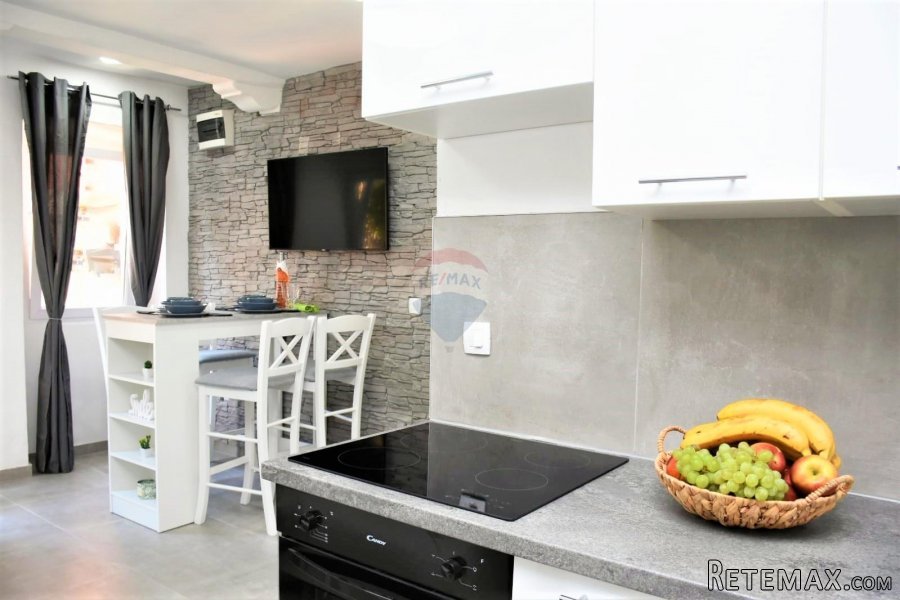 Rovinj,centar savršeni stan s terasom-62m2