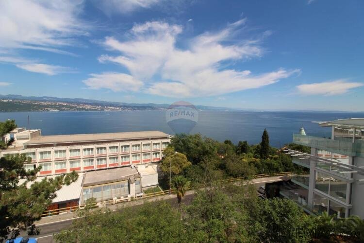 OPATIJA- kompletno adaptiran stan, 1.kat, velika terasa, pog - 2