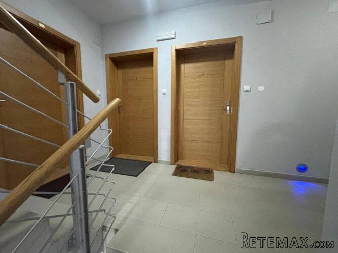 Dvosobni stan odlično stanje, prvi sprat, Sunčani breg, Vrnj - 13