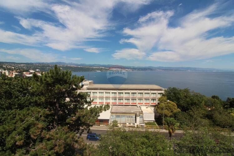 OPATIJA- kompletno adaptiran stan, 1.kat, velika terasa, pog - 3