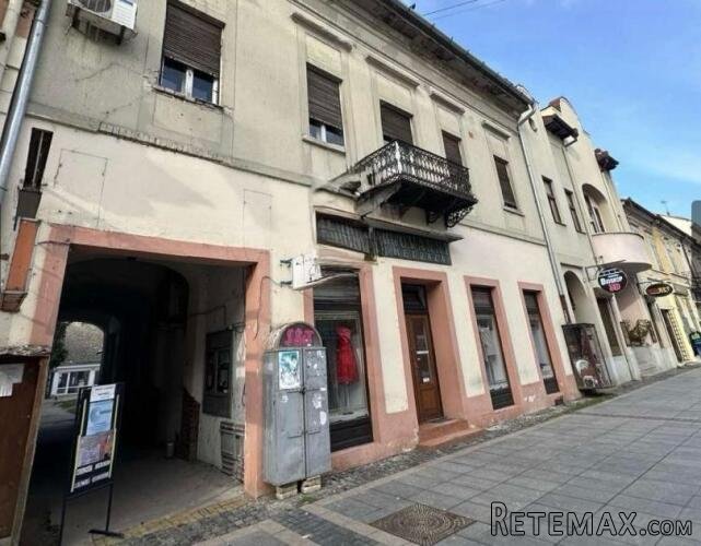 Prodaje se ceo sprat-vise stanova na glavnoj ulici u Somboru - 4