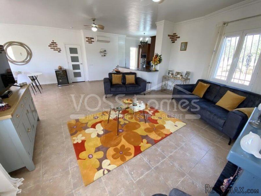 NEW & EXCLUSIVE TO VOSS HOMES - A beautifully presented.. - 15