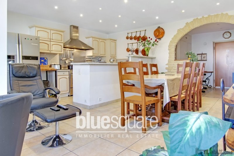 Quiet last floor apartment in Cannes.. - 2