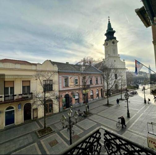 Prodaje se ceo sprat-vise stanova na glavnoj ulici u Somboru - 6