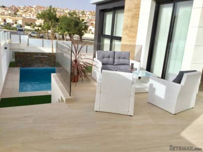 3 Bedroom 3 Bathroom Villa In.. - 2