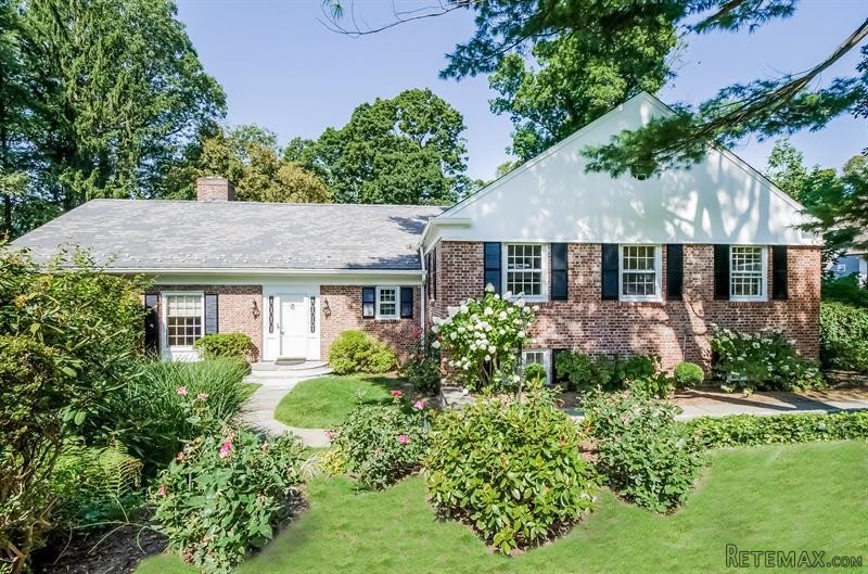 5 bedroom House For Sale: 23 Cooper..