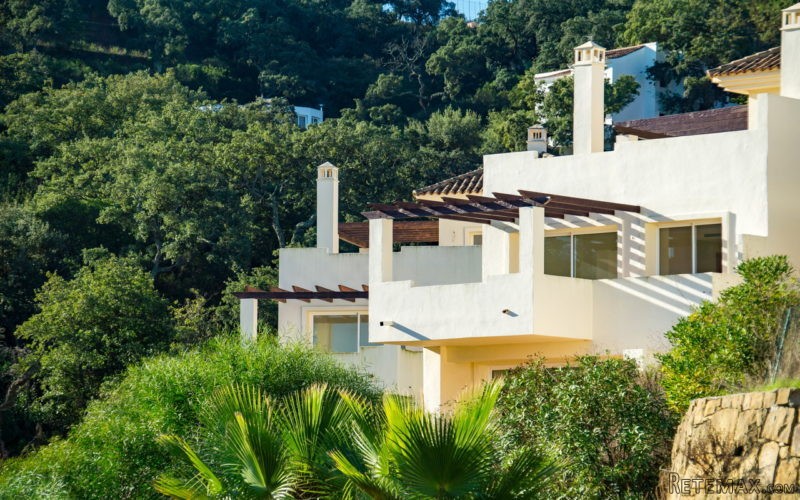 Garden Apartment For Sale In La Mairena - 2