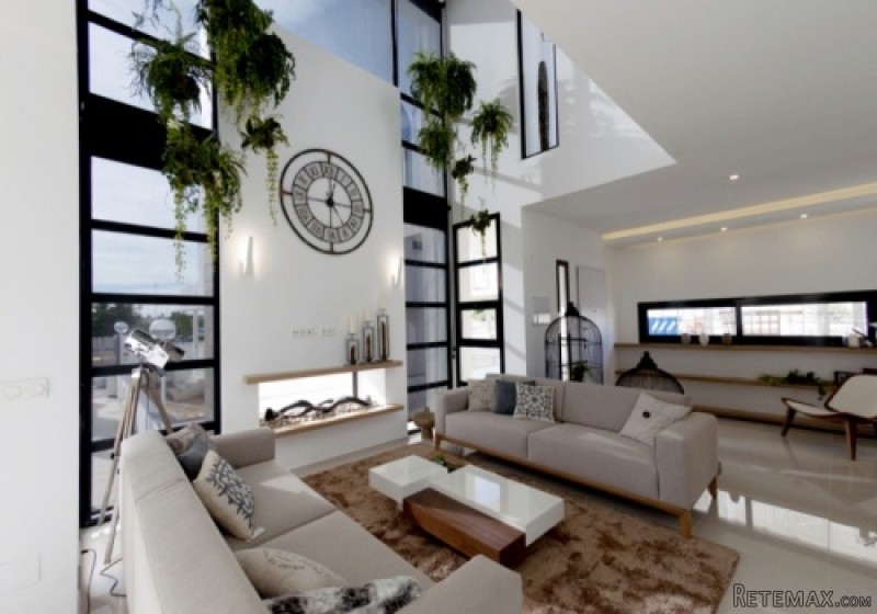 A Wonderful Villa Located In Dona Pepa