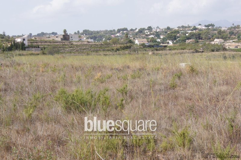 Plot of 15.000 m2