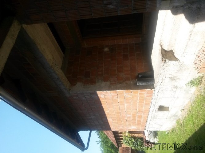 Prodajem kucu u Novoj Gradišci-Baćin Dol - 3