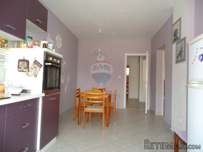 Lijepa kuća u Puli s pogledom na more - 5