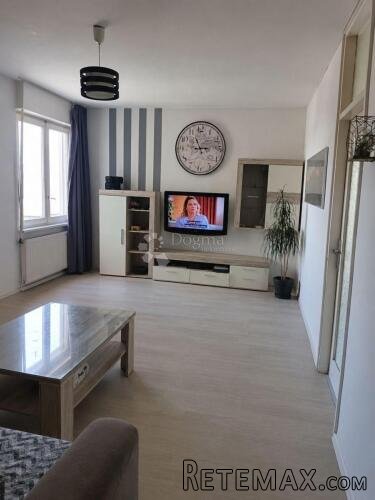PRODAJA – JEDNOSOBAN STAN, KOCUNAR, SPLIT
