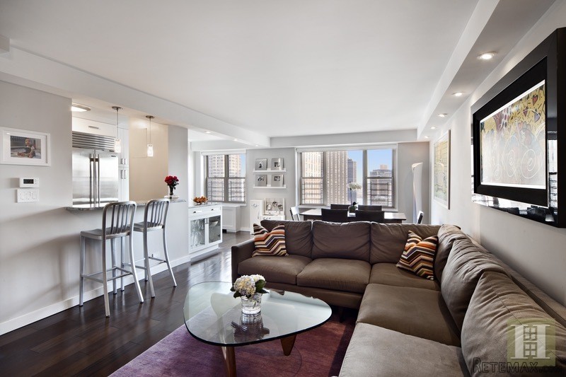 2 bedroom Apartment For Sale: 137 EAST..
