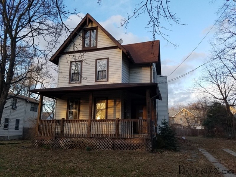 330 Berkley Ave Palmyra, NJ, 08065..
