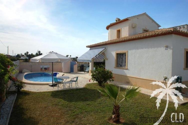 Great Price, for this detached villa, built in 2000 on 2.. - 2