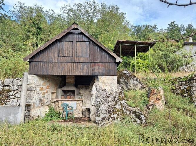 UČKA - ruševina u parku prirode - 2