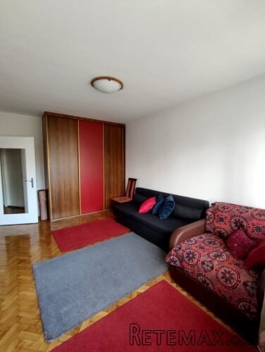 Izdajem dvosoban stan, Novi Beograd, Otona Župančića 50 m2