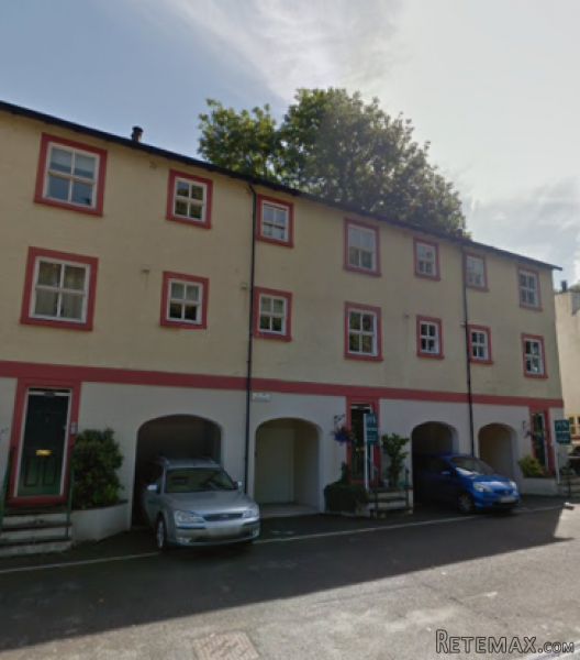 2 bedroom, Flat house for sale