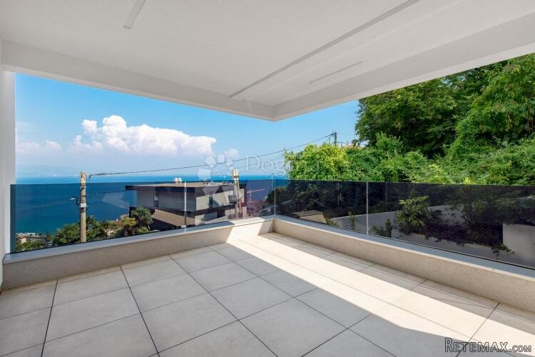 OPATIJA, LUKSUZNI STAN, 2S+DB, BALKON, LIFT, BAZEN - 2